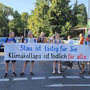 Extinction Rebellion blockierte den Albertplatz - Foto: Anton Launer