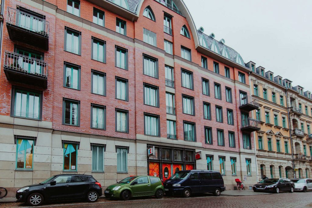 Bis vor ein paar Jahren war der Hauptsitz des Instituts am Martin-Luther-Platz - Foto: difo