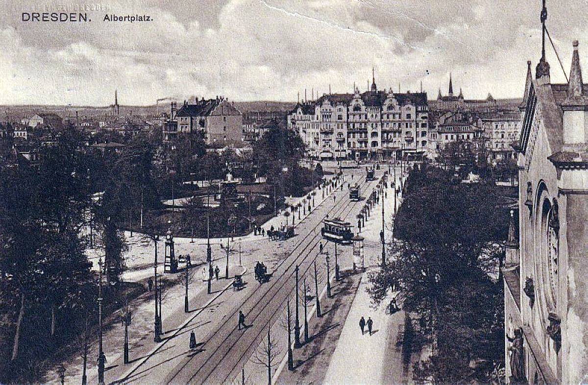 Von der Hauptstraße auf den Albertplatz geblickt - Postkarte von 1918