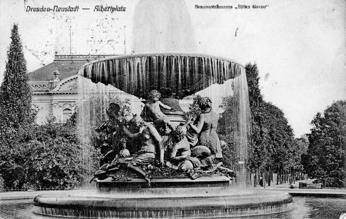 Stilles Wasser am Albertplatz - Postkarte von 1922
