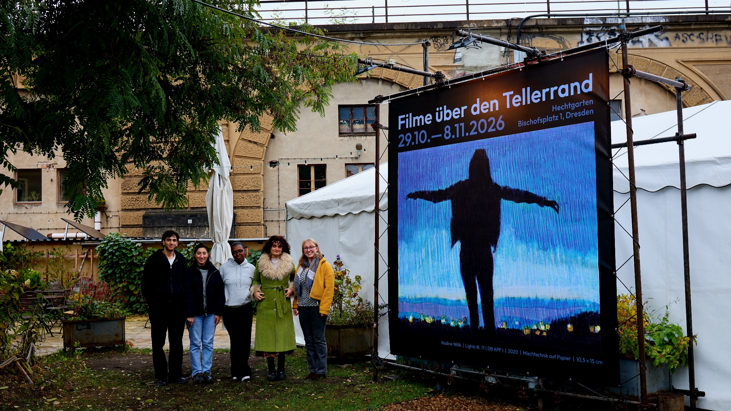 Tellerand-Team, ab morgen werden hier Kurzfilme gezeigt. 